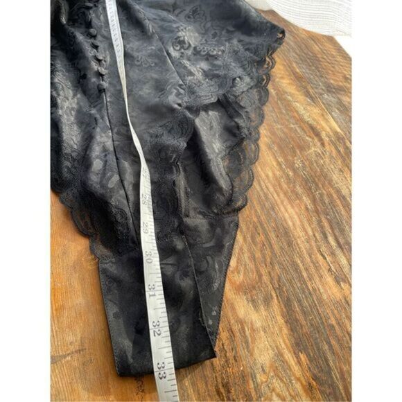 T1 VTG‎ Victoria's Secret Floral Teddy Bodysuit Black Gold Label - Picture 5 of 7